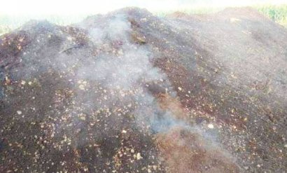 利用腐熟劑發酵處理農業廢棄物的方法